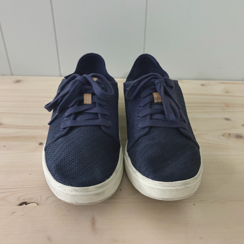 OluKai Pehuea Lī Navy Sneakers Mesh Convertible Comfort Women’s 9 - Picture 5 of 8